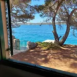 Secluded Fisherman's Lavdara, Dugi Otok - 21569 * Sali